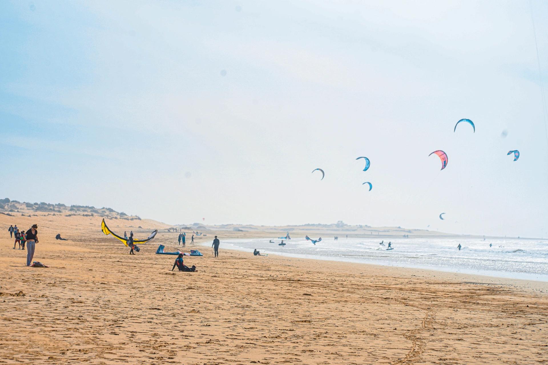 École de kitesurf et surf à Essaouira avec Bluboarding
